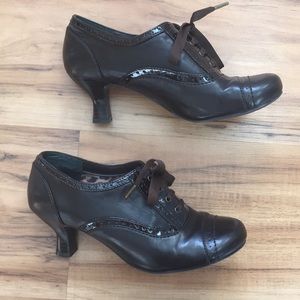 Oxford Style Lace Up Heels